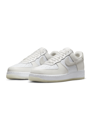 Nike Air Force 1 '07 LV8 Herenschoenen