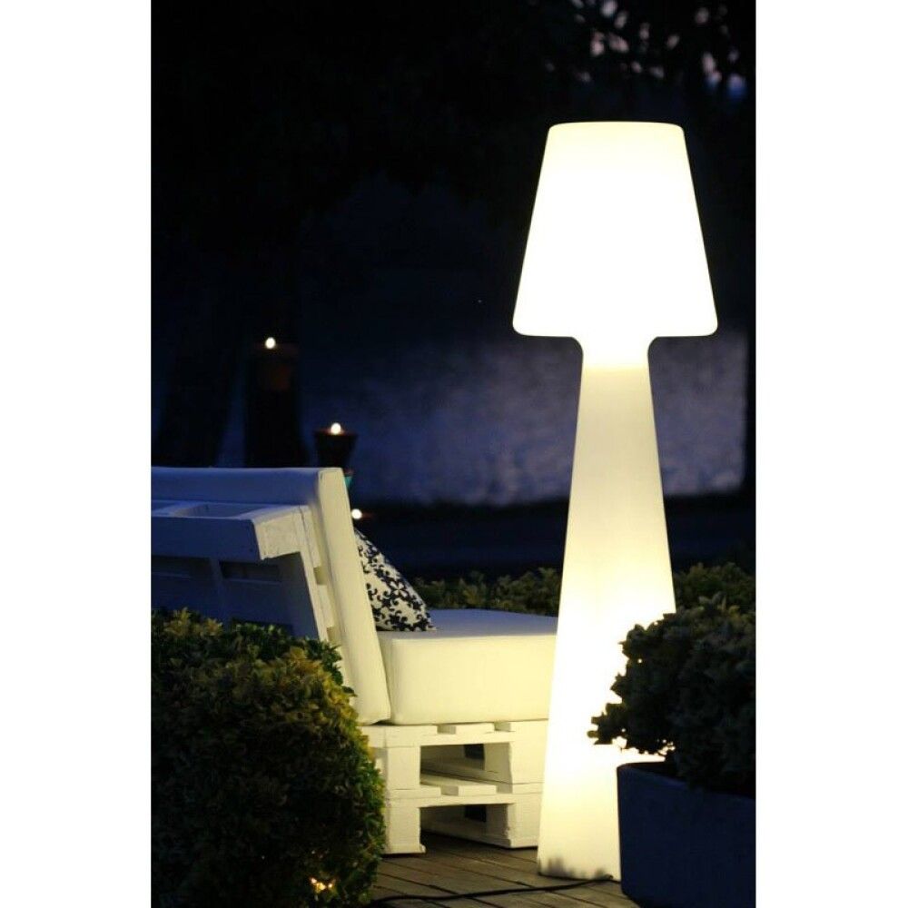 UTELAMPE NEW GARDEN LOLA 165 CM HVIT
