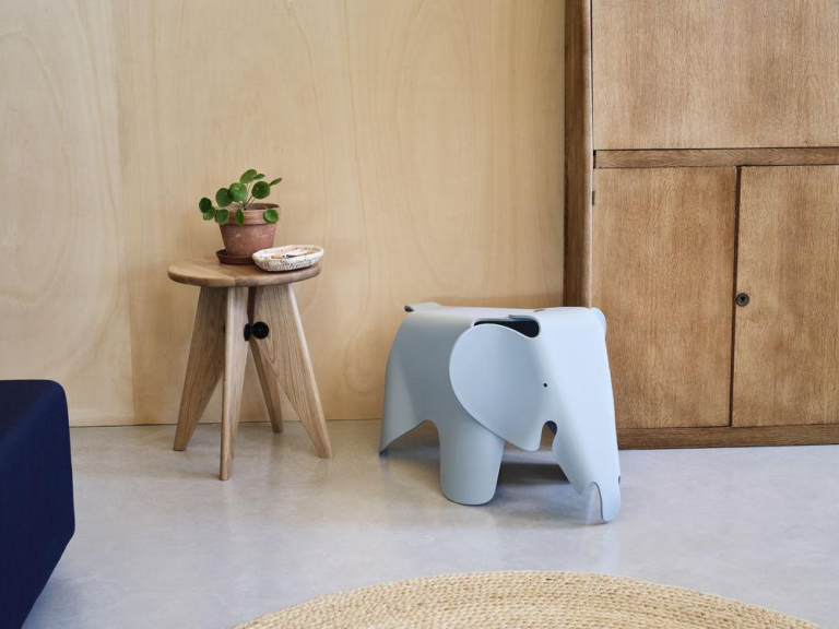 Vitra Eames Elephant RE olifant kinderstoel Red Orange