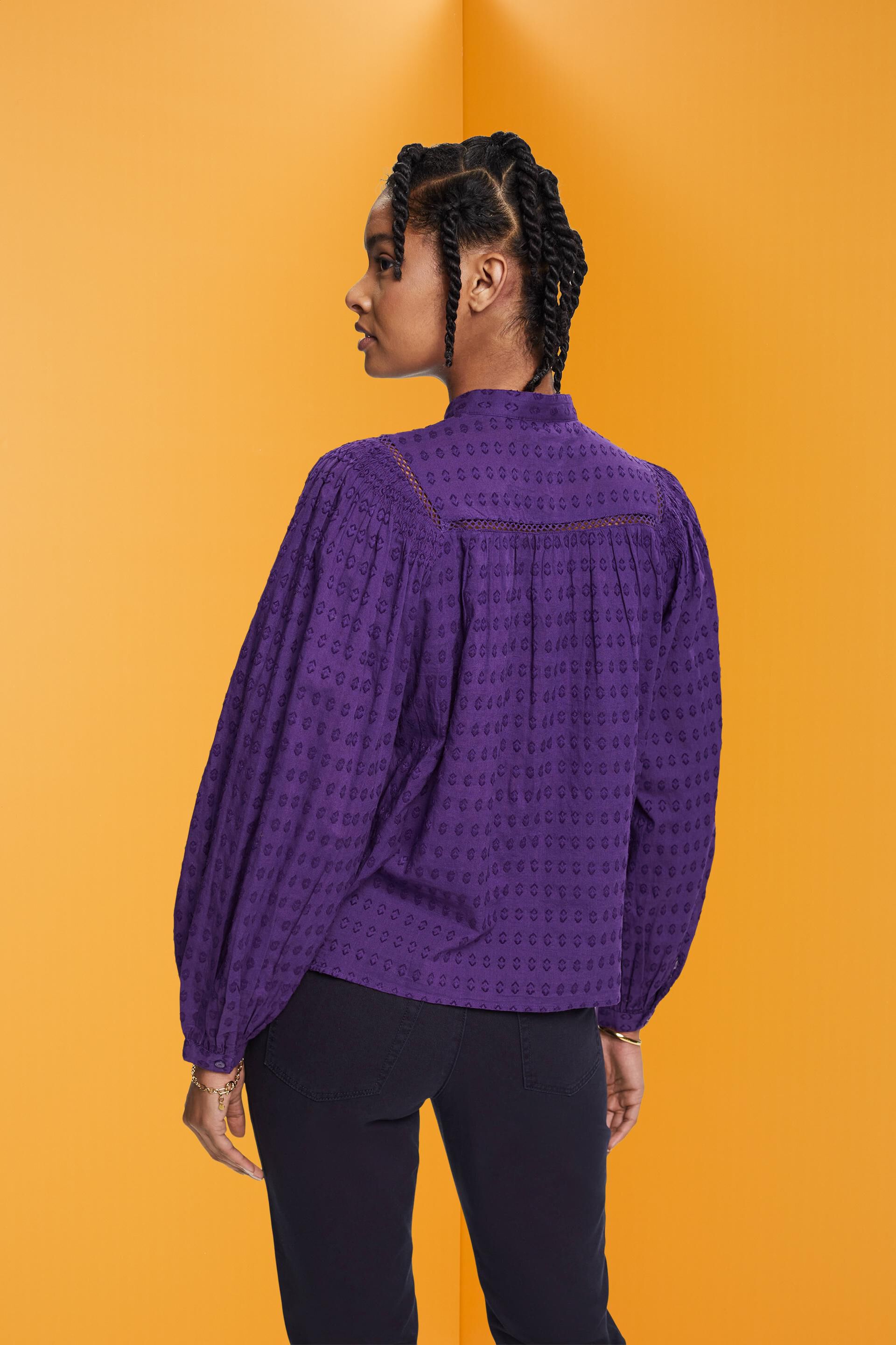 Blouse brodée