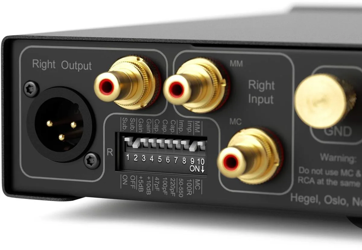 Hegel V10 Préamplis phono