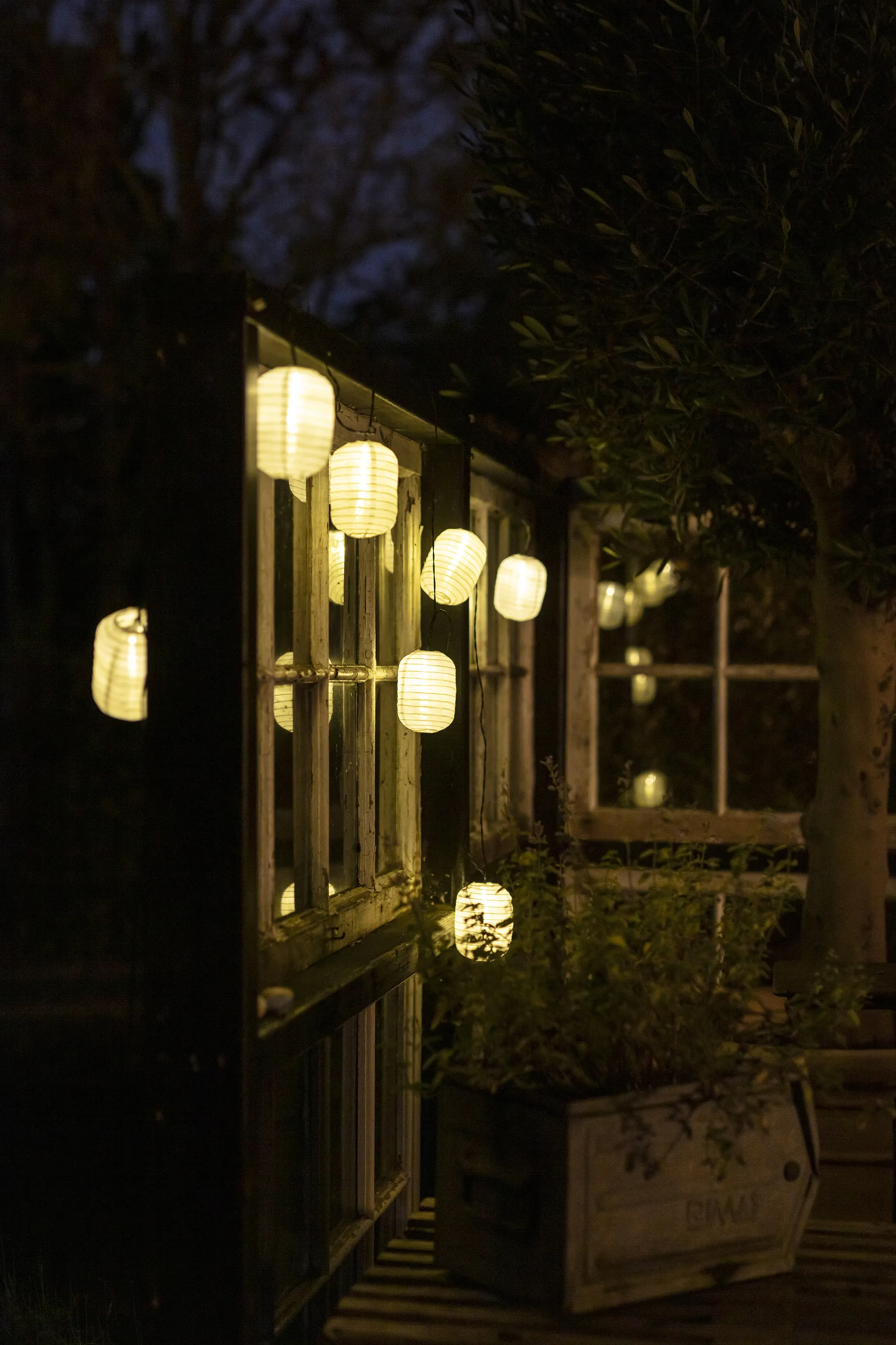 CASA Living Solcellelyskæde m. Rislamper