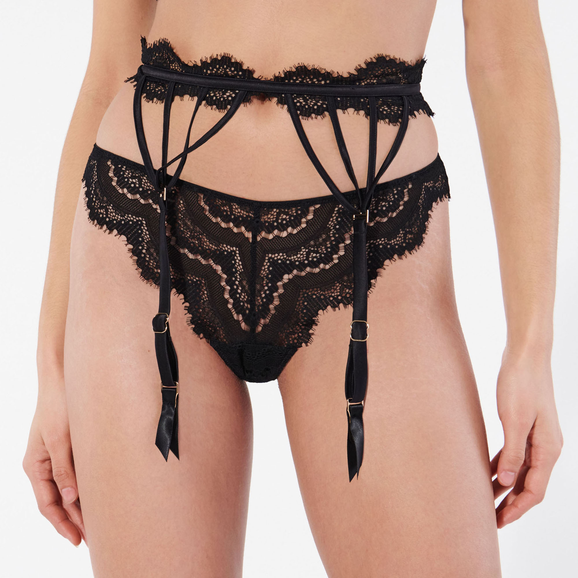 Porte-jarretelles en dentelle