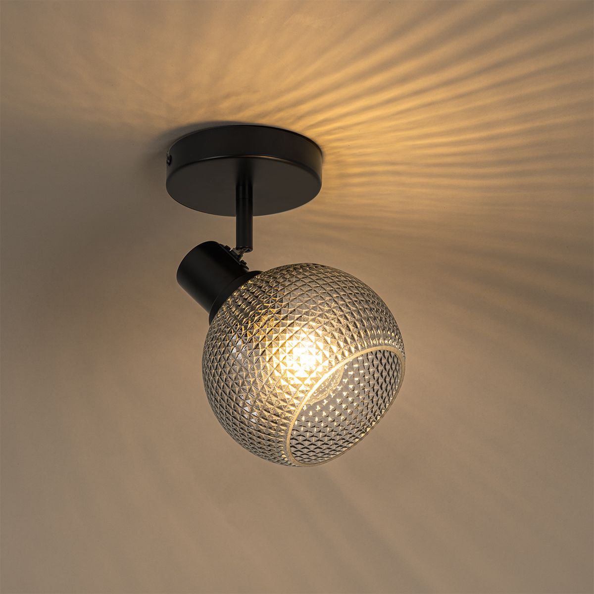 Design spot zwart met smoke glas - Chico