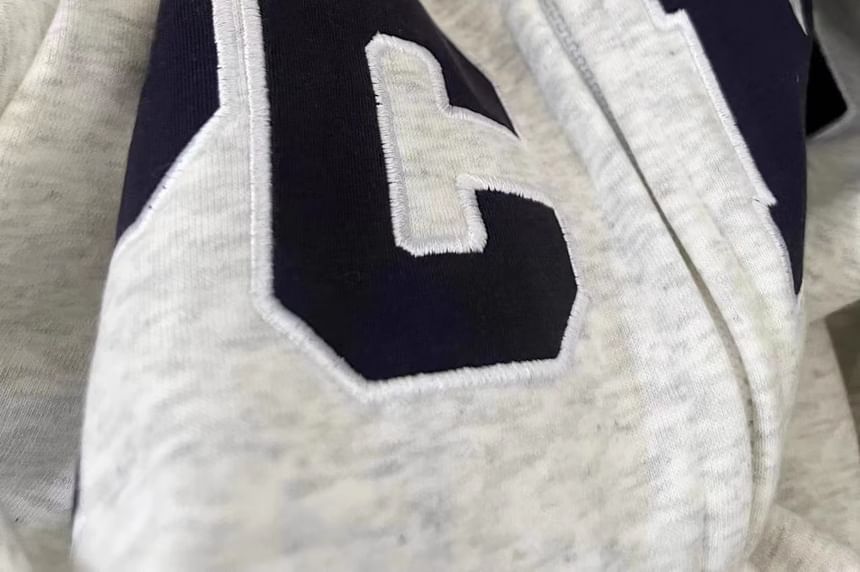 Alhambra - Hoodie met letters en rits