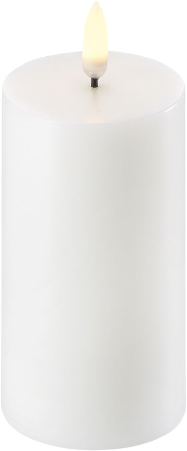 Uyuni LED Pillar Candle - Nordic White - 5,8 x 10 cm Hvid
