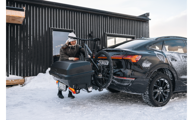 Thule Santu Heckbox für Fahrradträger passend für Thule Epos/EasyFold 3/EasyFold XT mit Adapter