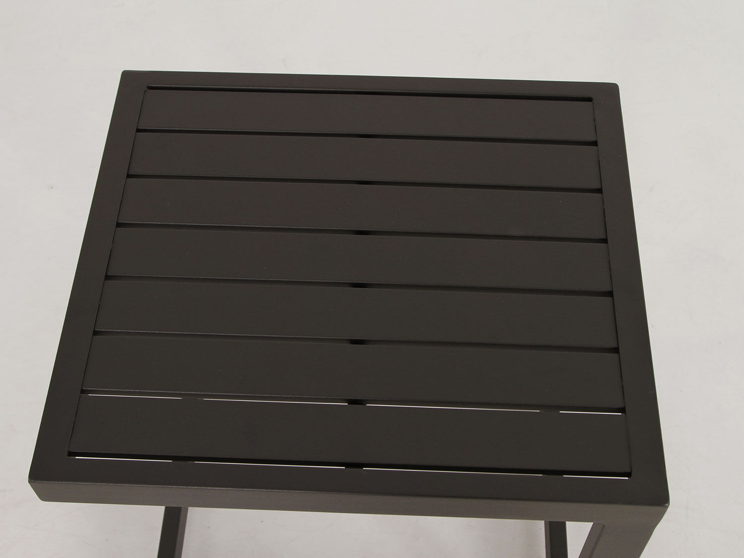 Daybed Sarah 2 Loveaseats mit Beistelltisch