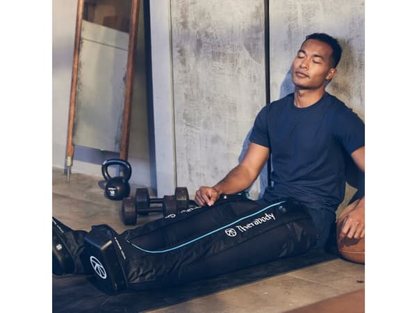 Masażer Therabody Therabody RecoveryAir JetBoots - Medium