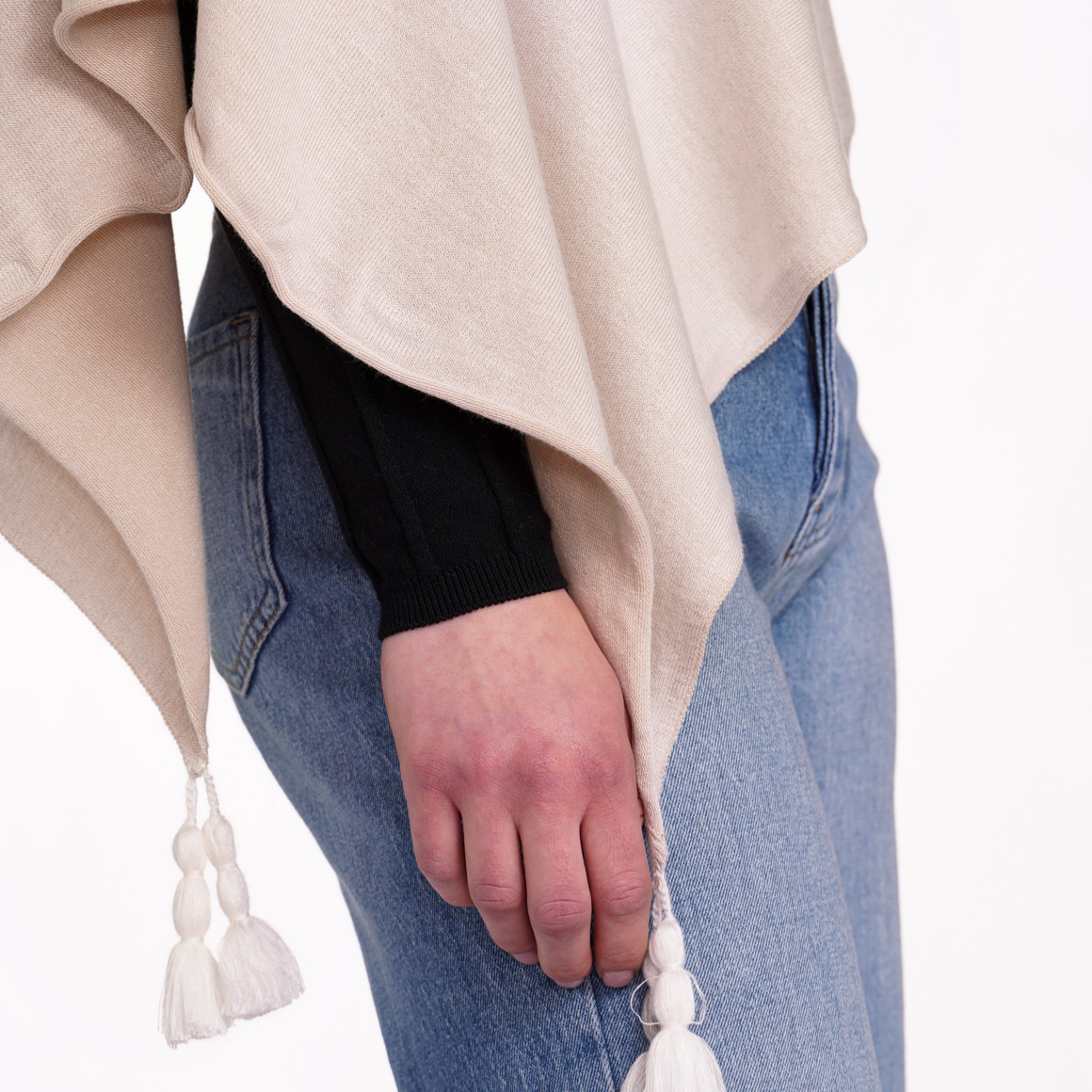Gina Benotti Damen Poncho mit Tasseln beige