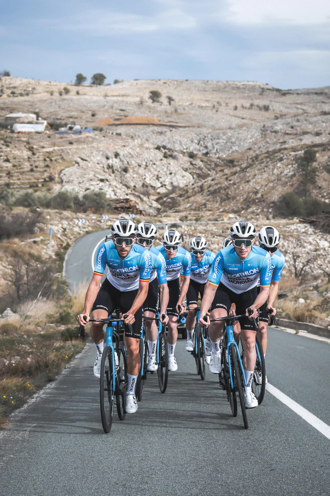 Decathlon Van Rysel - Bicicleta de Estrada Van Rysel RCR Pro Replica Dura Ace - Di2 AG2R Team