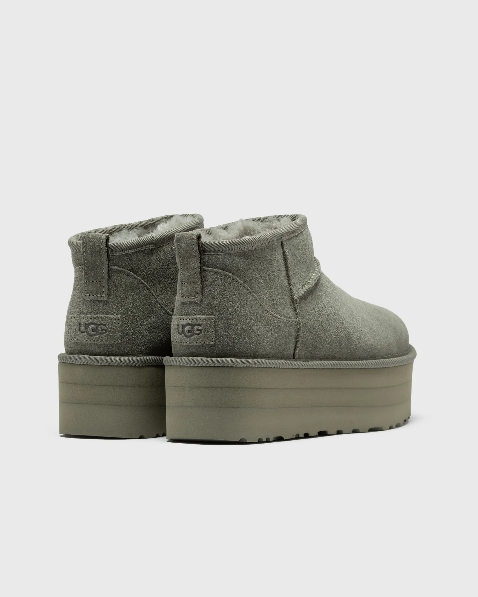 UGG WMNS CLASSIC ULTRA MINI PLATFORM