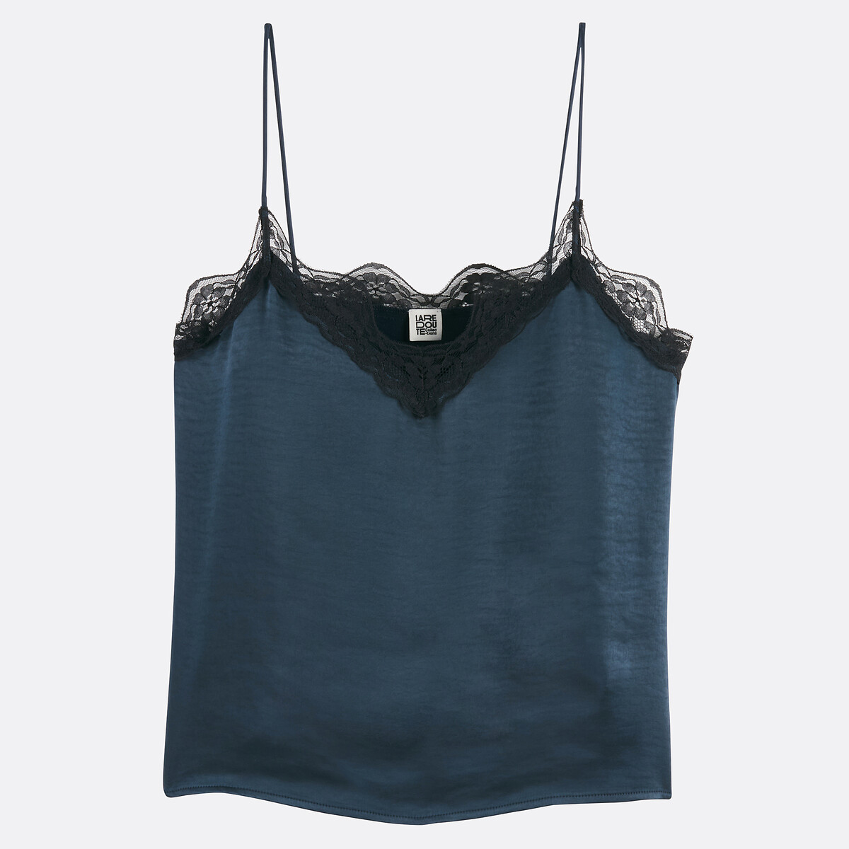 COLEÇÃO LA REDOUTE<br>Camisa de cetim com decote em V, detalhe em renda e alças finas.