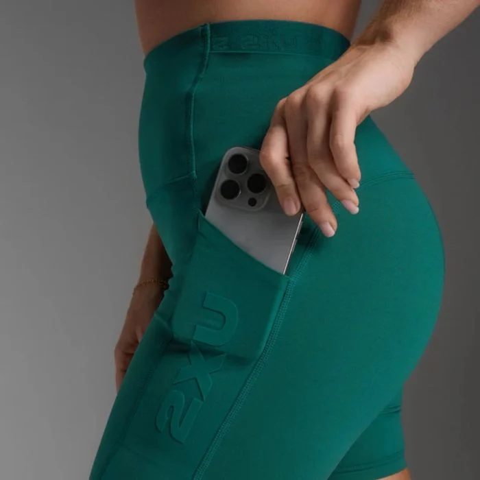 2XU Dame Korte tights Form Stash Hi-Rise Bike Shorts Grøn