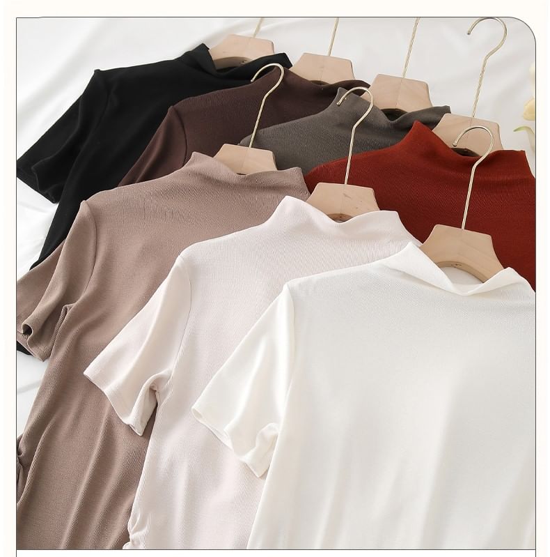 Magimomo - T-shirt met korte mouwen en mockneck, effen
