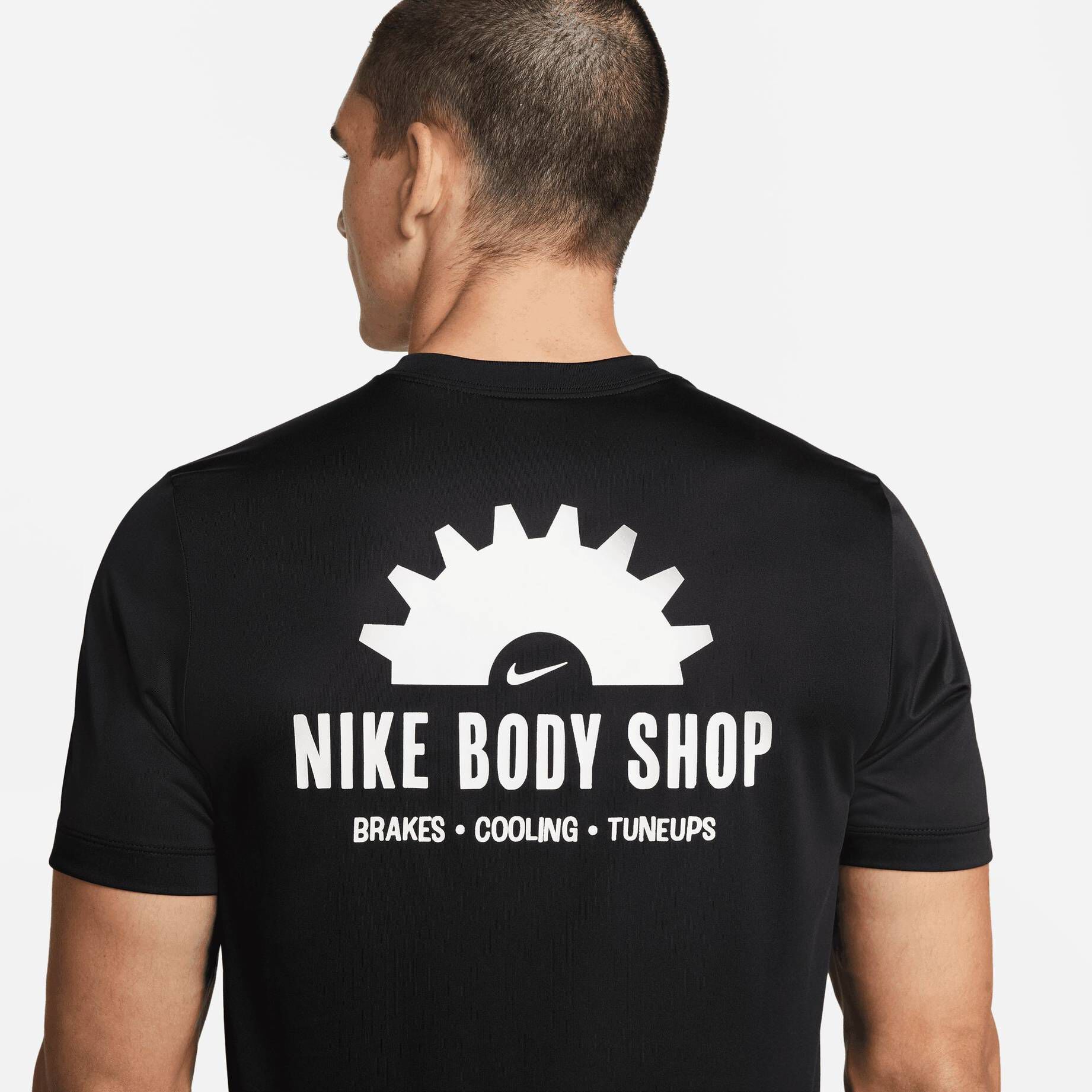 Nike| Herren Trainingsshirt