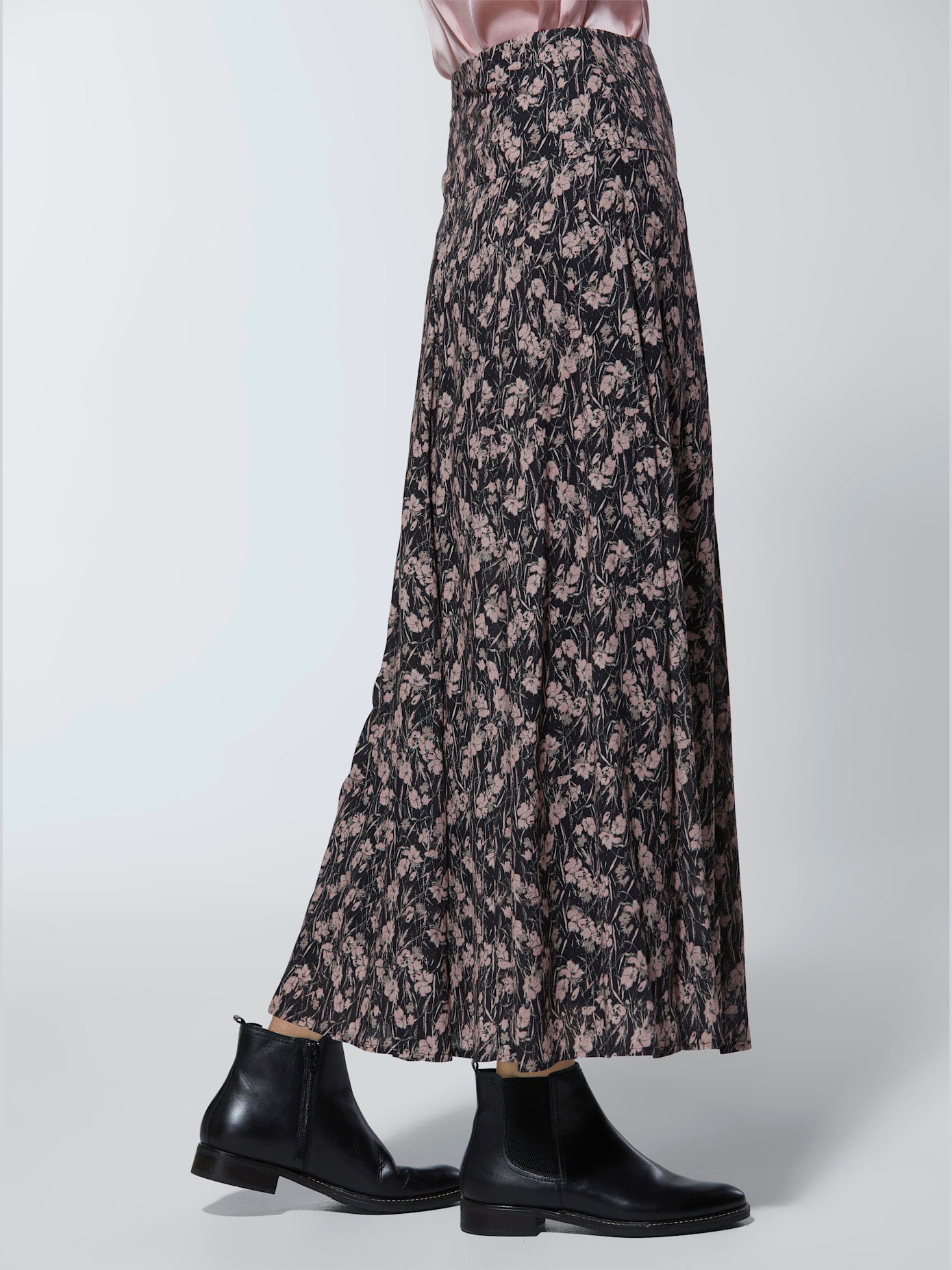 Jupe viscose et laine qualité tissée soignée