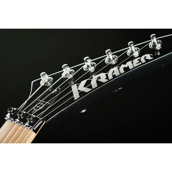 Kramer Guitars Tracii Guns Gunstar Voyager