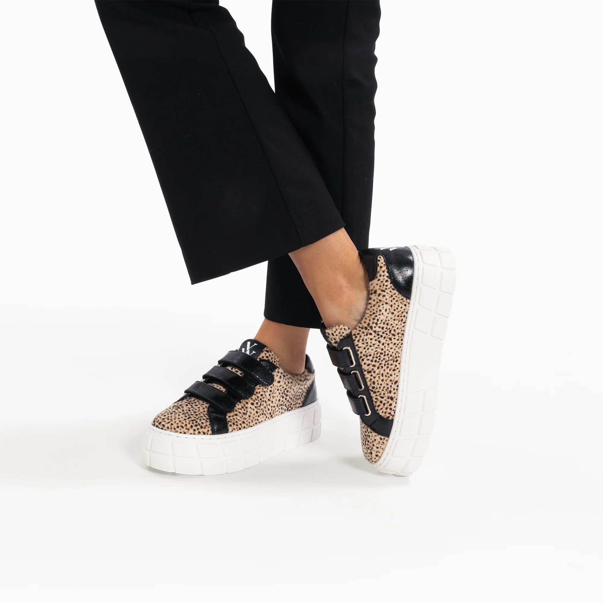 Sneakers-Baskets Monica guépard à scratchs noirs et plateforme