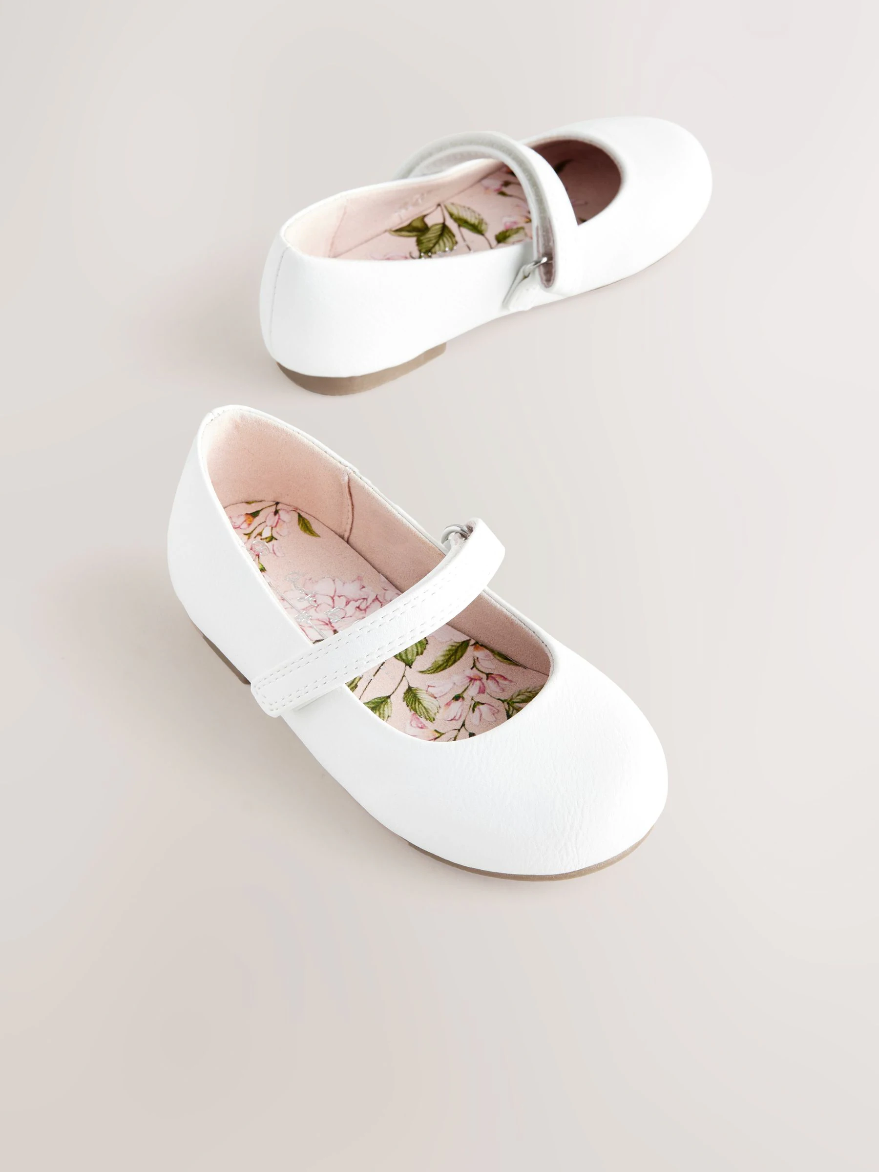 Wit - Mary Jane gelegenheidsschoenen met klittenbandsluiting