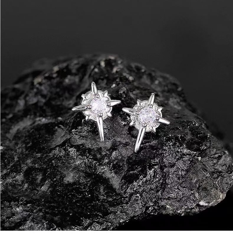 Malnia Home - Magnetische oorbel met stervormige strass