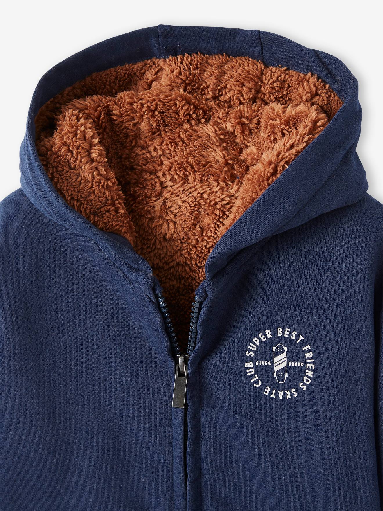 Moletom infantil azul-escuro liso com zíper, forro de sherpa e estampa.