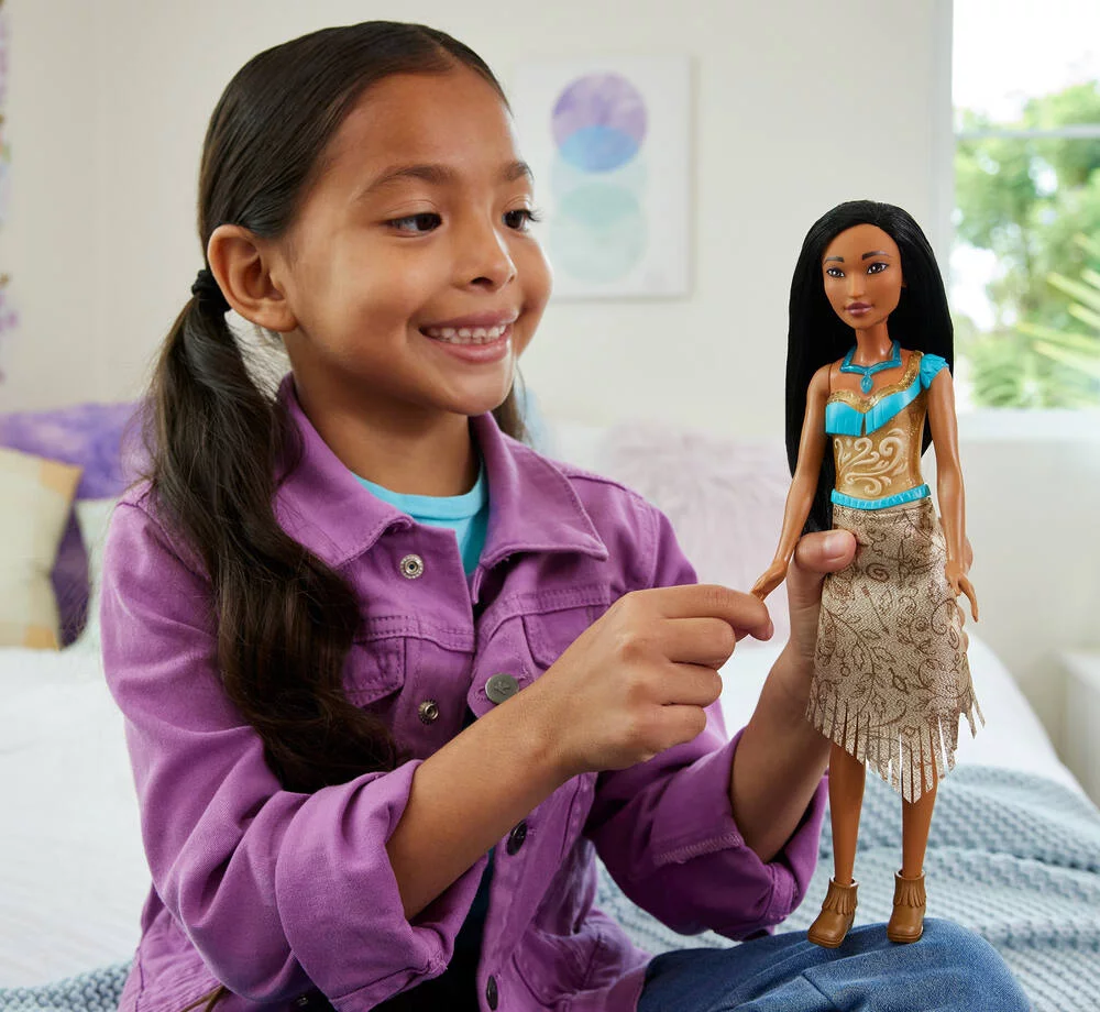 DISNEY PRINCESS - POUPEE POCAHONTAS 29 CM