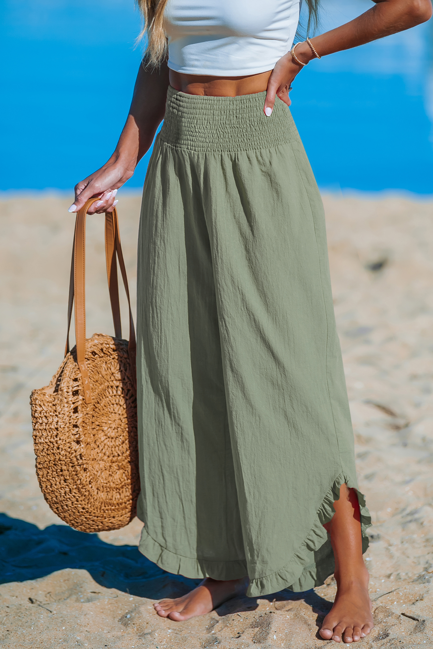 Pantalon en pur coton avec taille à smocks et jambe droite vert