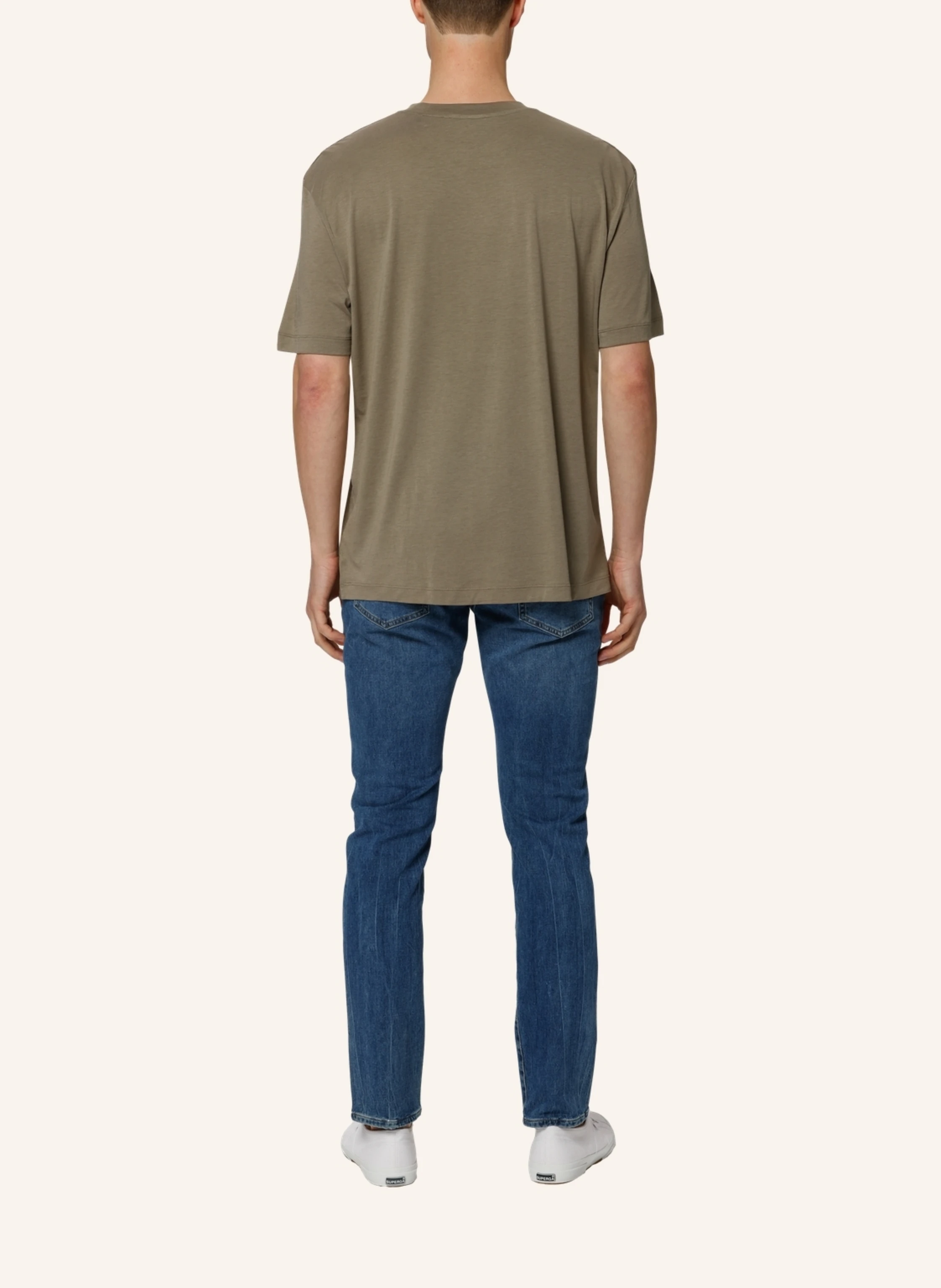 TRUSTED HANDWORK Oversized Round Neck 1/2-Sleeve T-Shirt