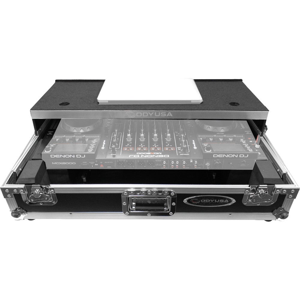 Odyssey FZGSMCX8000W2 flightcase voor Denon MCX8000 DJ