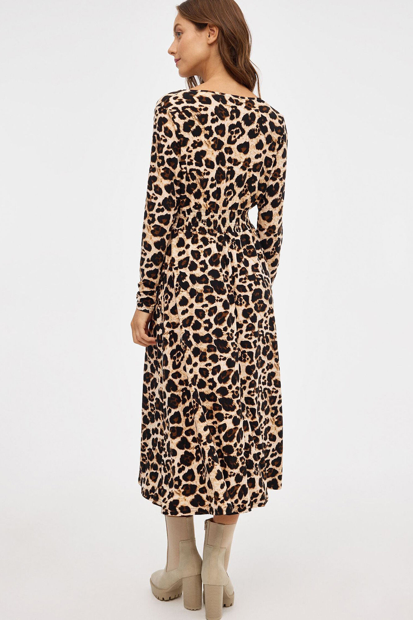 Vestido midi com estampa animal