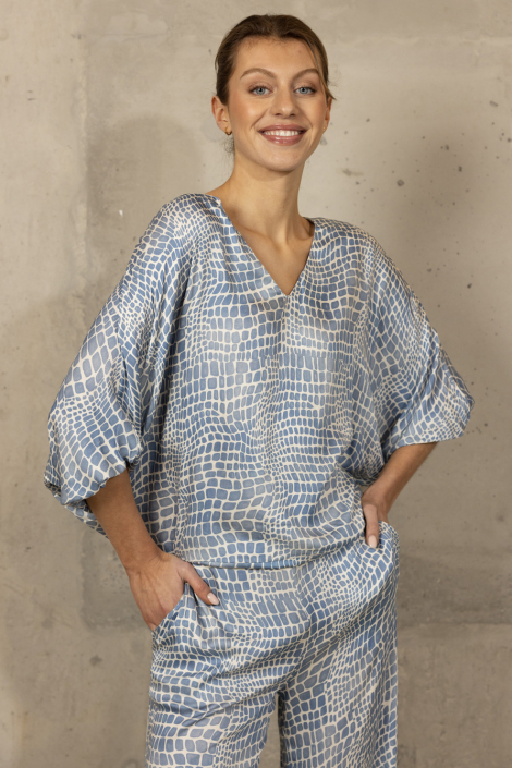 Kimara blauwe dames blouse