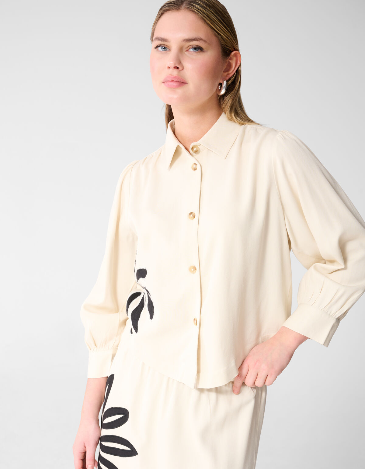 Embroidery Blouse Gebroken Wit