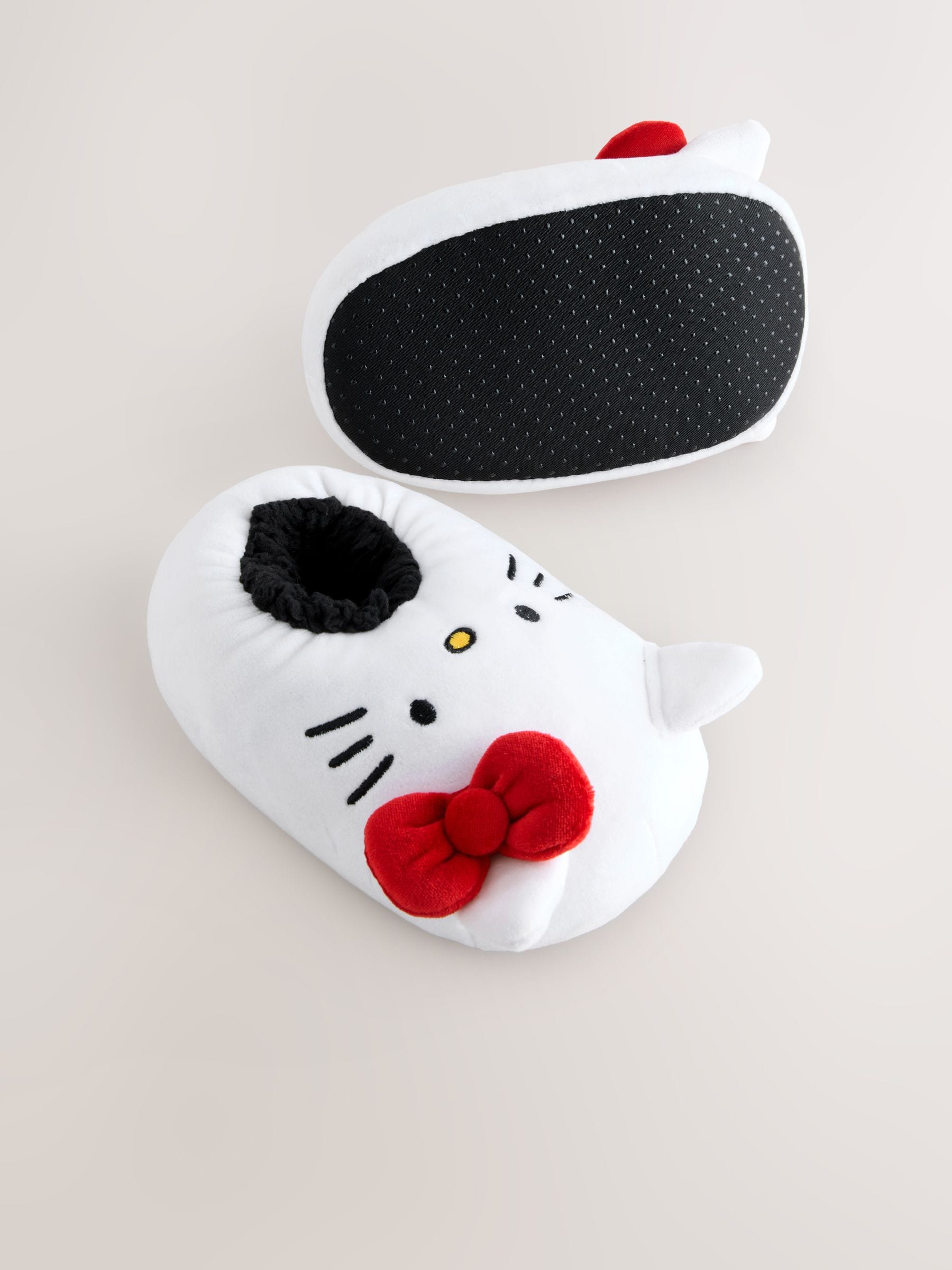 Wit - Hello Kitty Plush Slippers