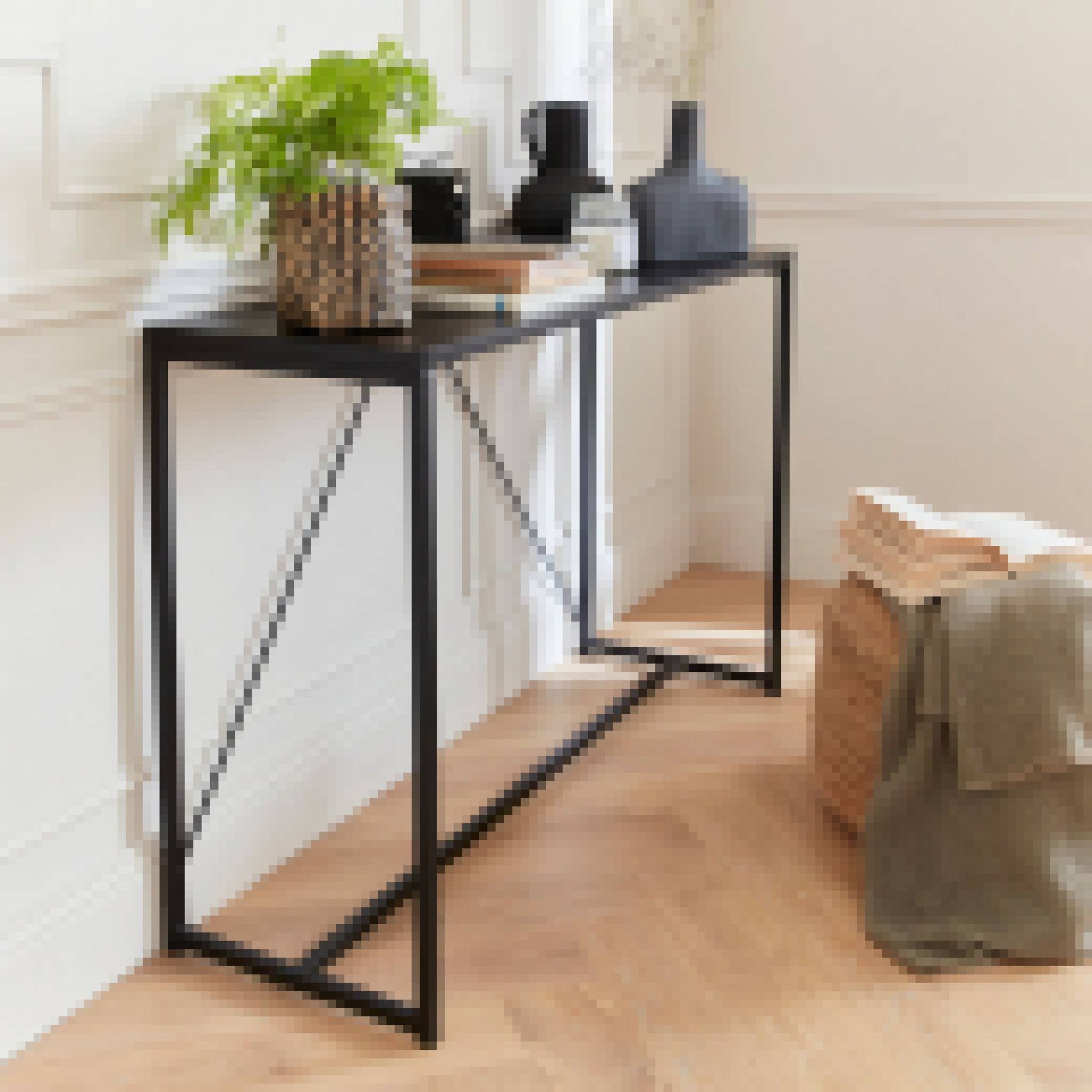 sweeek - Sidetable van zwart metaal