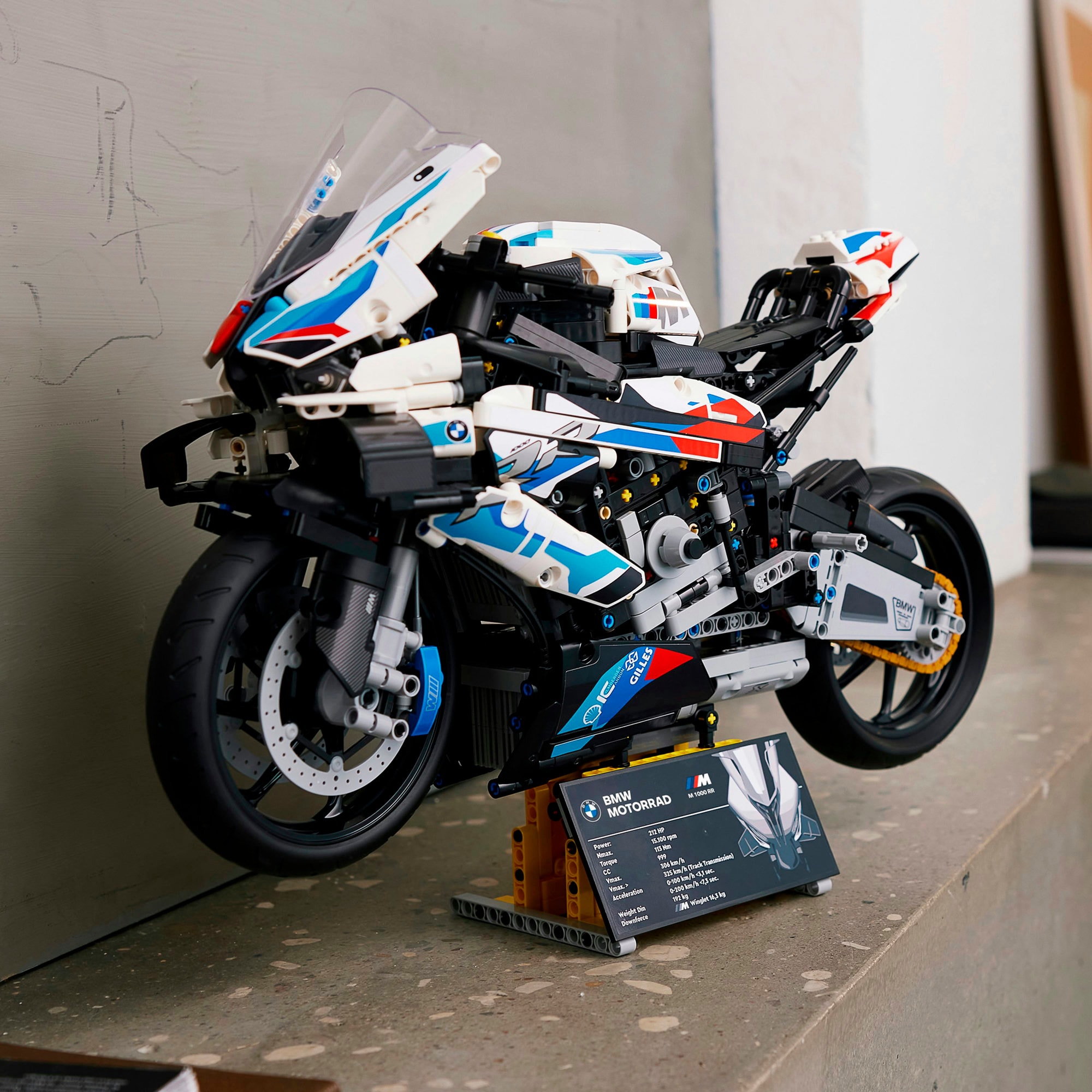 LEGO Konstruktionsspielzeug Technic BMW M 1000 RR
