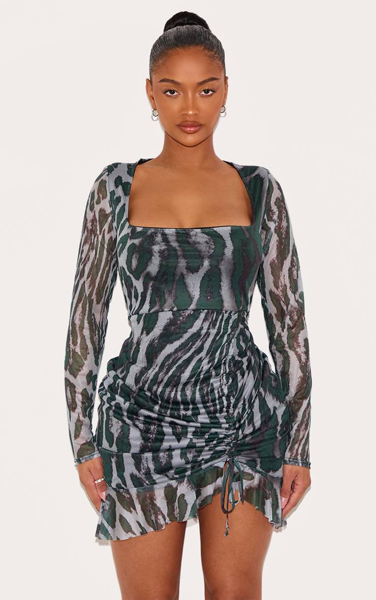 Vert Robe Moulante Shape À Manches Longues En Mesh Avec Fronces Latérales Et Ourlet À Volants