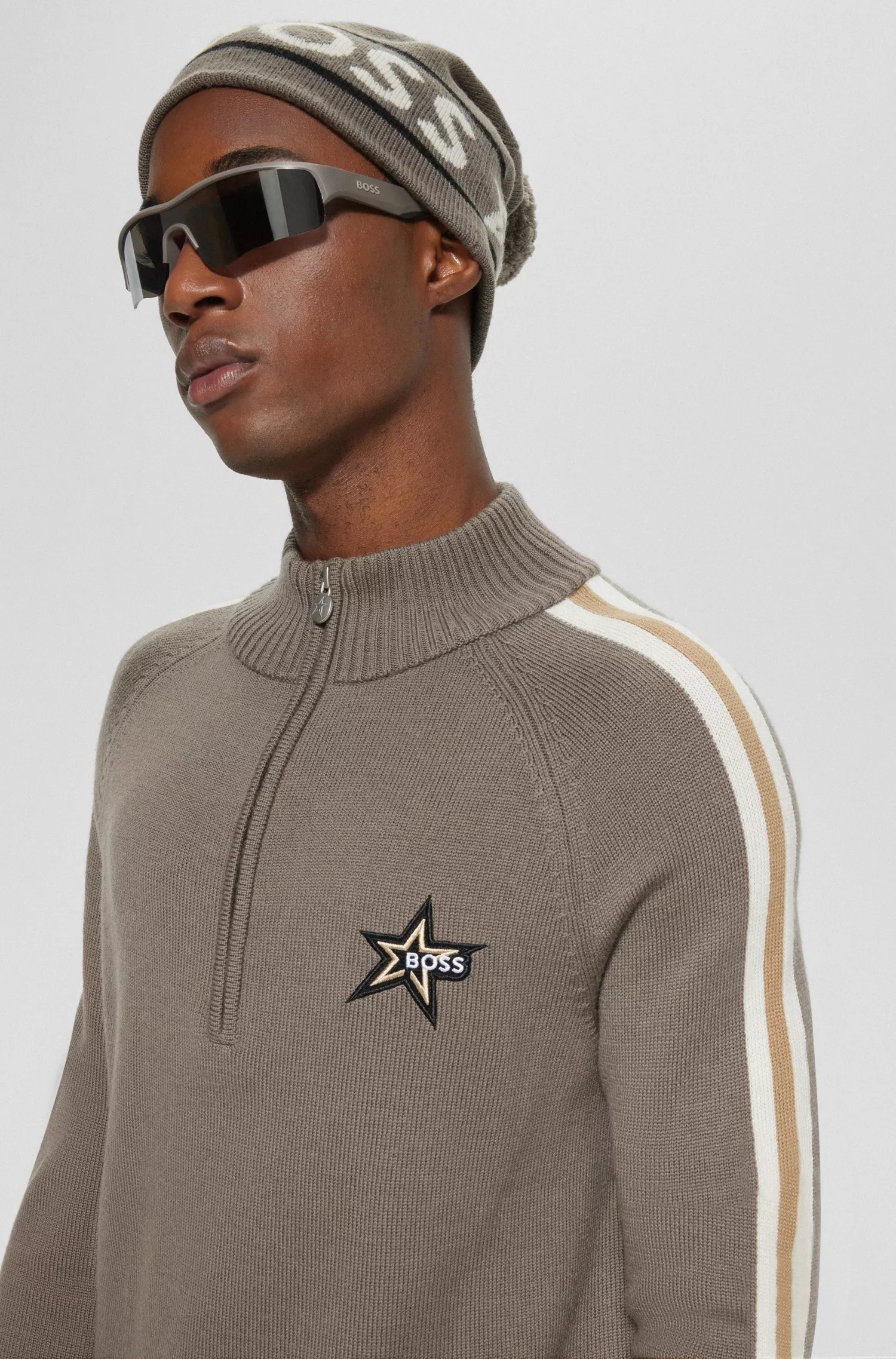 Suéter BOSS Black-BOSS x Perfect Moment com gola zip em lã virgem