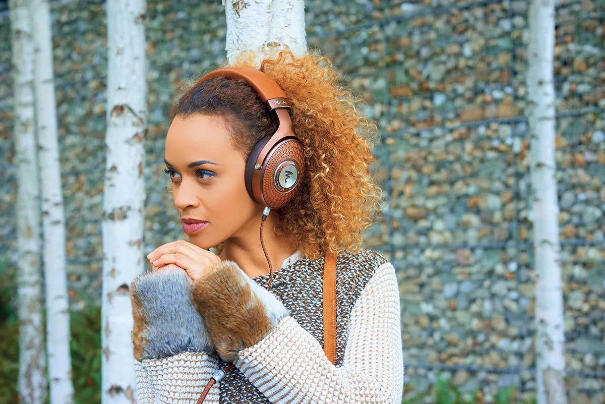 Focal Stellia   Chord Hugo 2 Noir Packs Casques et DAC