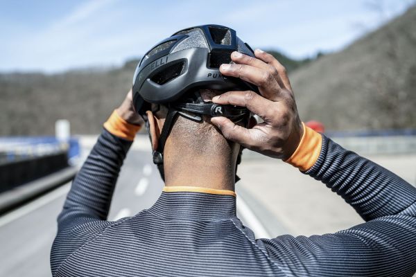 Rogelli Puncta Cykelhjelm, Black
