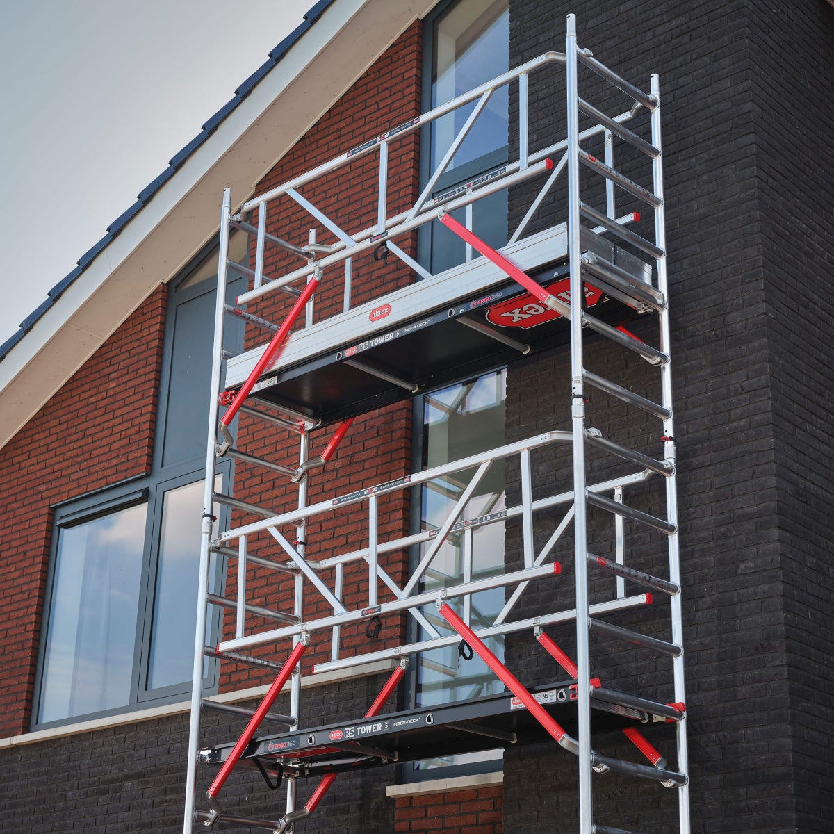 Altrex RS Tower 51-S Safe-Quick aluminium rolsteiger met Fiber-Deck platform 4,20 m AH 0,75 x 2,45 m