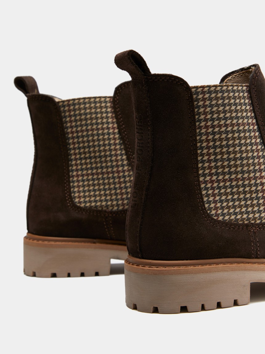 Botas chelsea em camurça