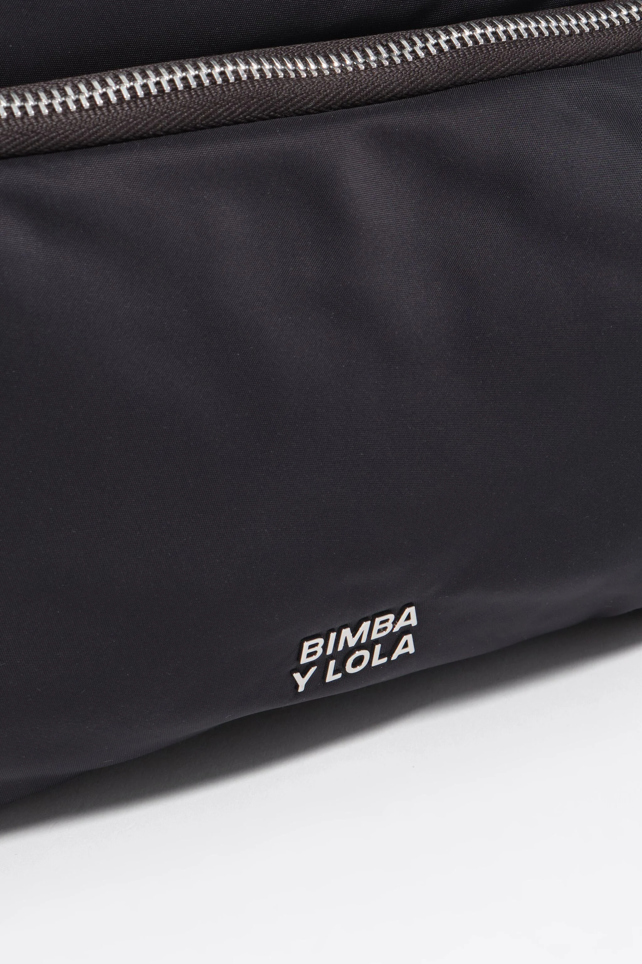 Bolsa de bolso média em náilon antracite escuro