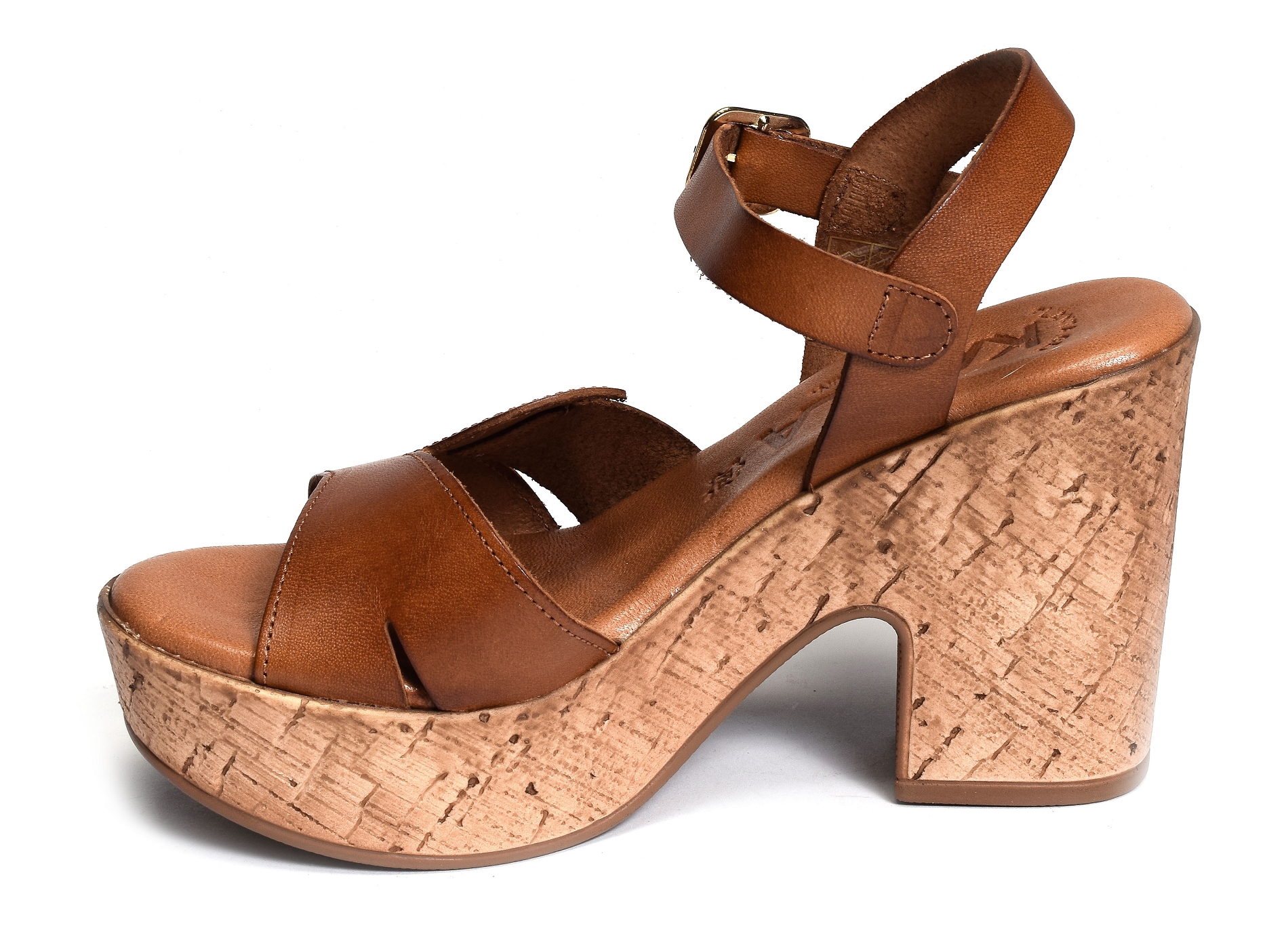 890 camel