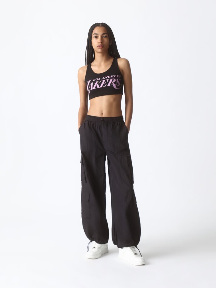 Top cropped preto do Los Angeles Lakers da NBA