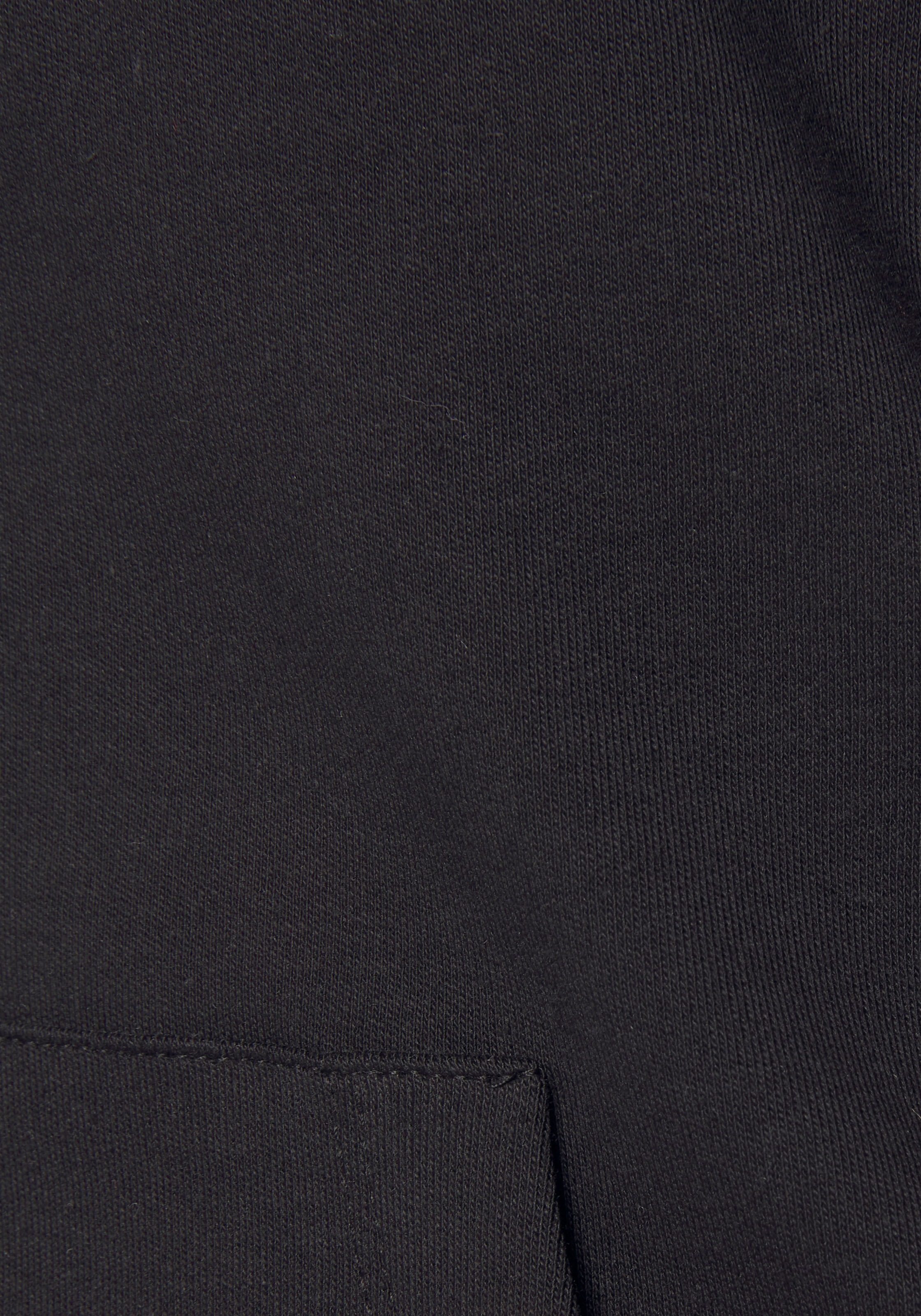 Bench. Loungewear Sweatjacke , mit glänzender Logostickerei am Stehkragen, Loungeanzug
