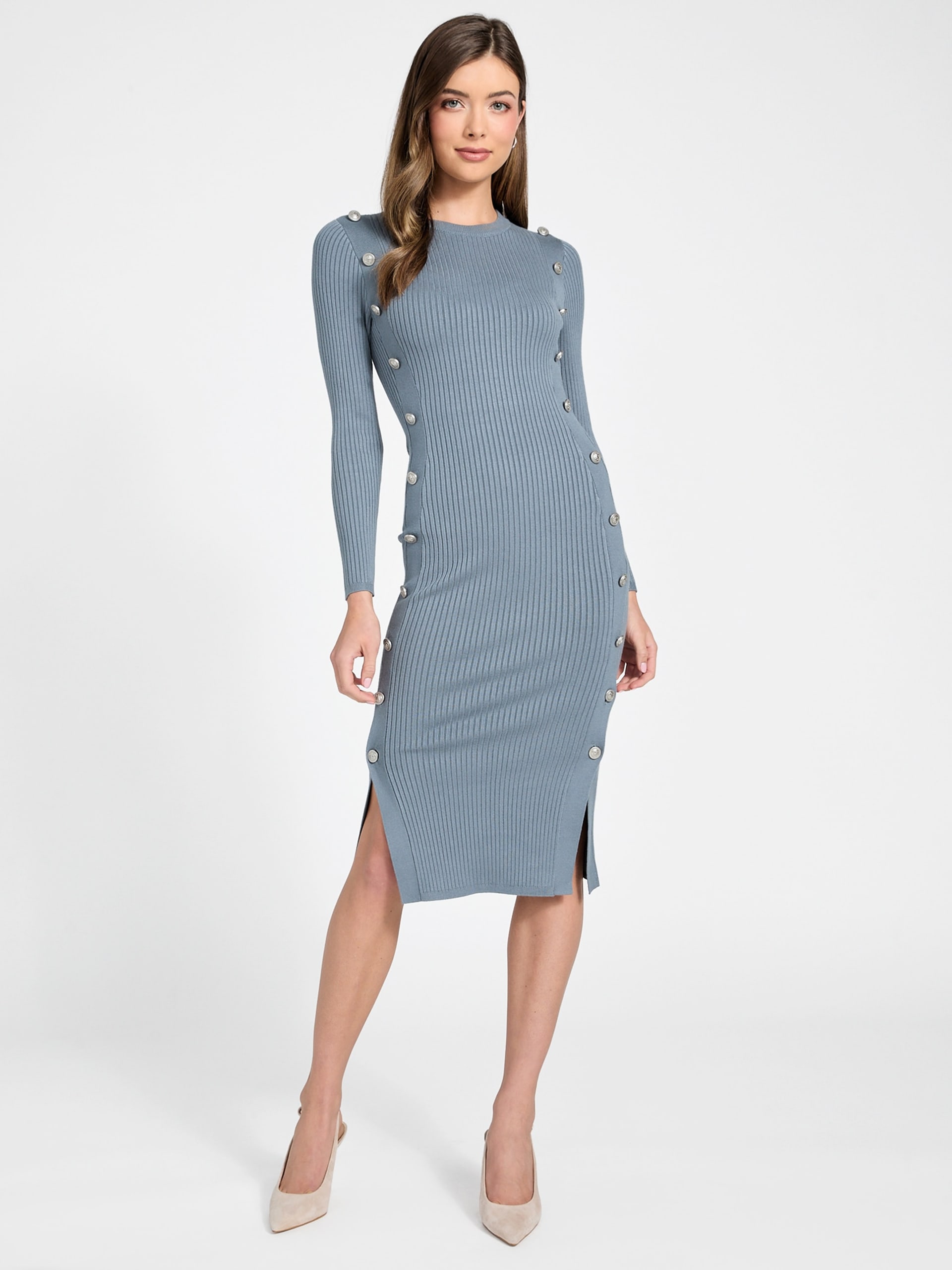 Vestido midi com detalhes de botões