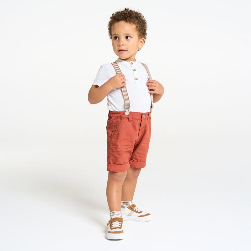 Bermuda terracotta à bretelles et t-shirt tunisien blanc bébé garçon Orange