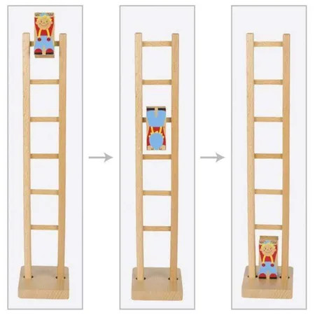 goki Klettermax Climbi auf der Leiter