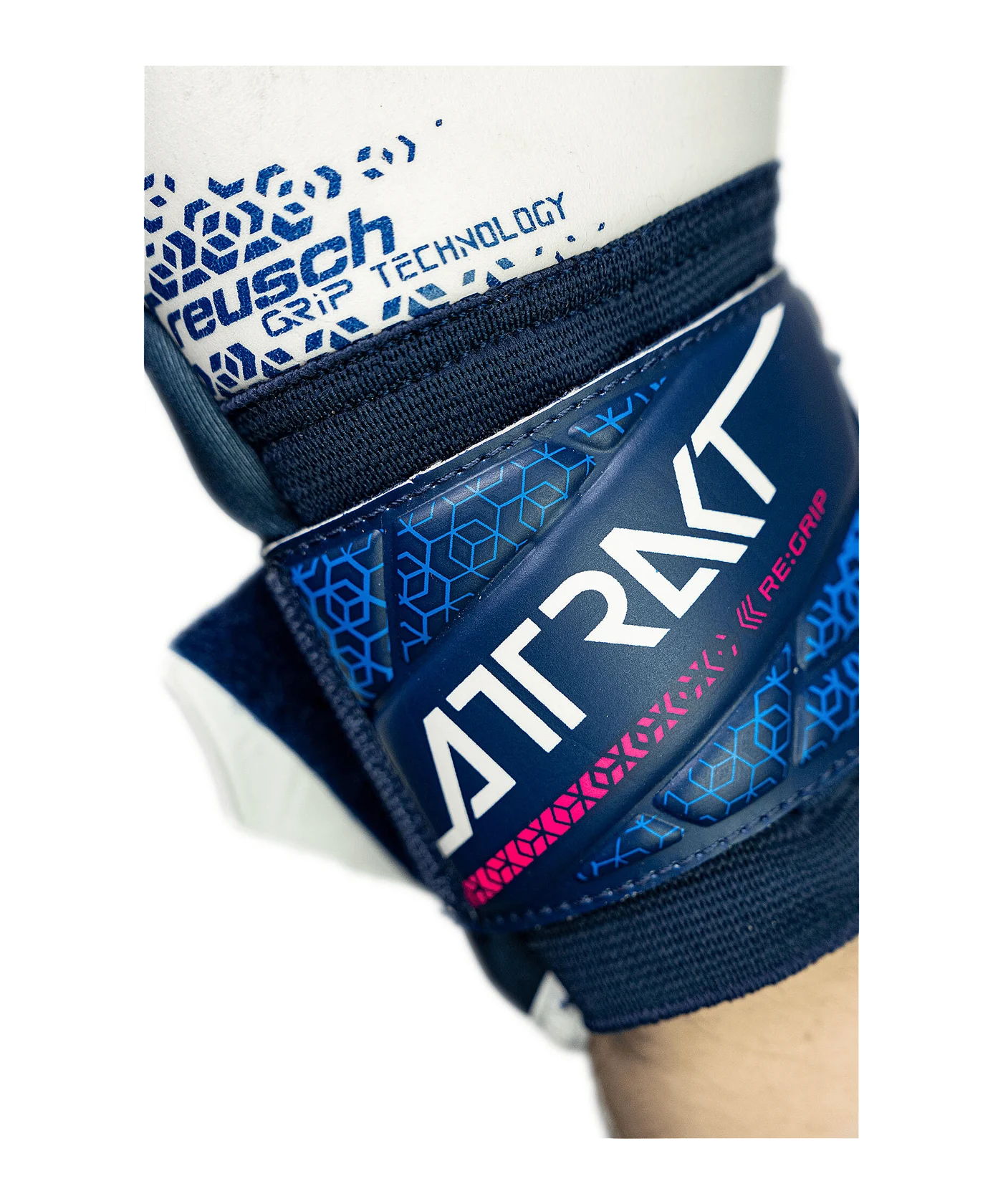 Reusch Attrakt Grip goalkeeper gloves blue F4310